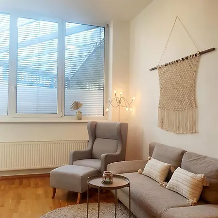 Bohonest Gries - Ground Floor&parking *