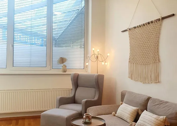 Bohonest Gries - Ground Floor & Parking *