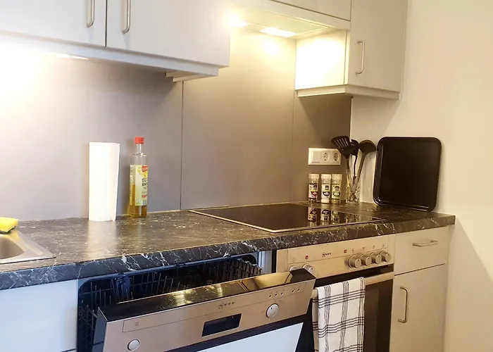 Bohonest Gries - Ground Floor & Parking Apartman *